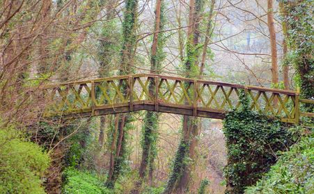 The Isle of Wight is good to visit from Spring to October